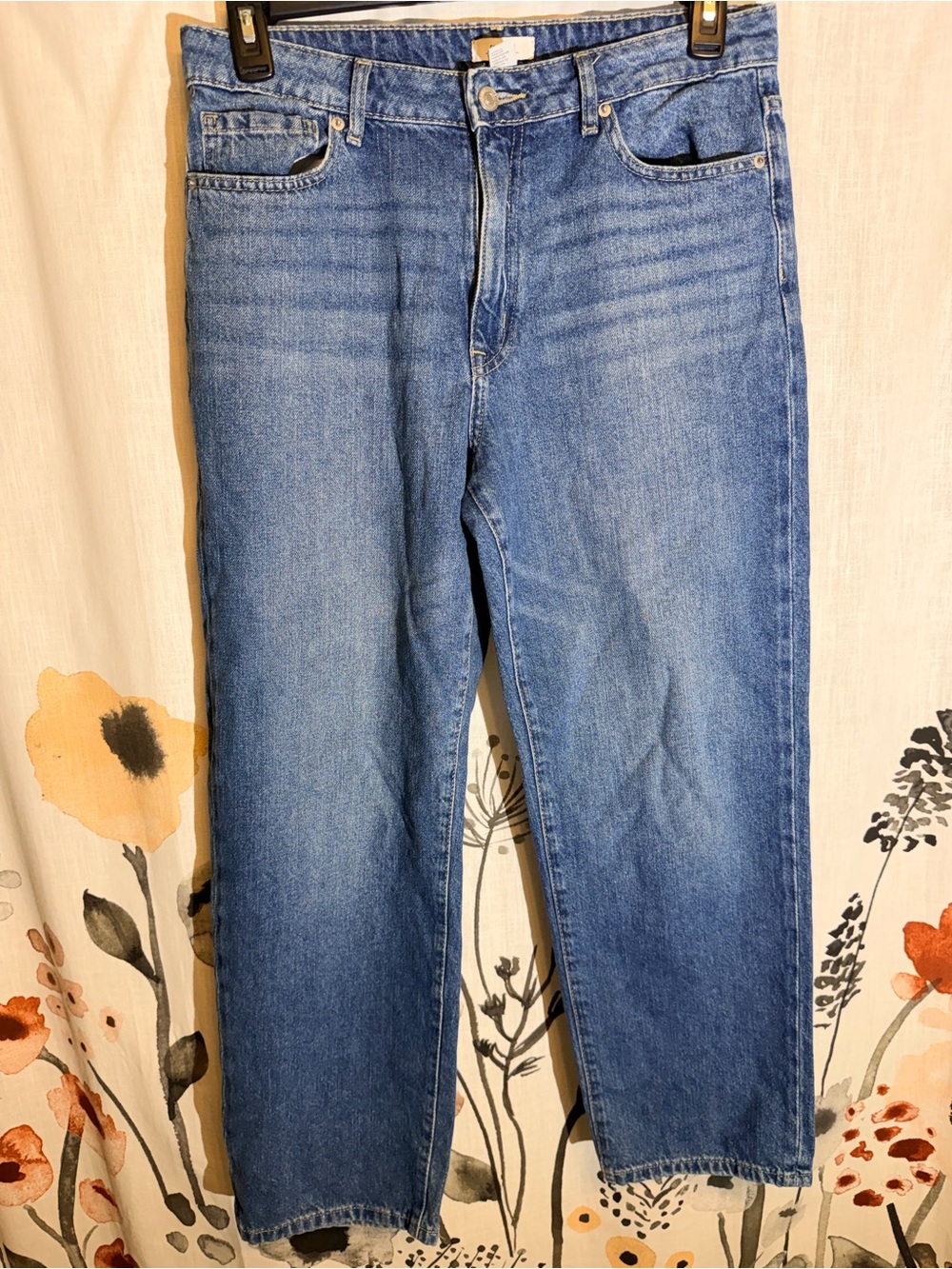 Forever 21 Premium Medium Wash Straight Leg Jeans – Size 29 - Picture 3 of 10